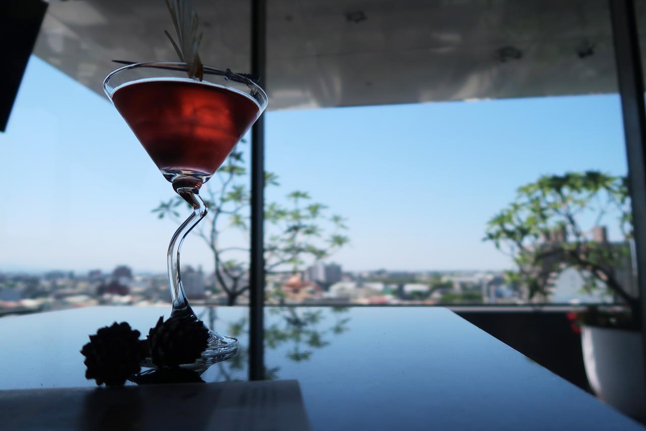 Orient Luxury Hotel Csiaji Kültér fotó